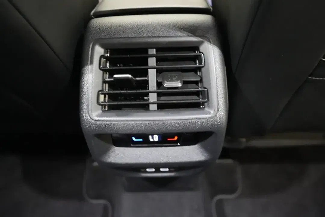Volkswagen Tiguan 2.0 TSI DSG 4Motion R-Line - foto 15