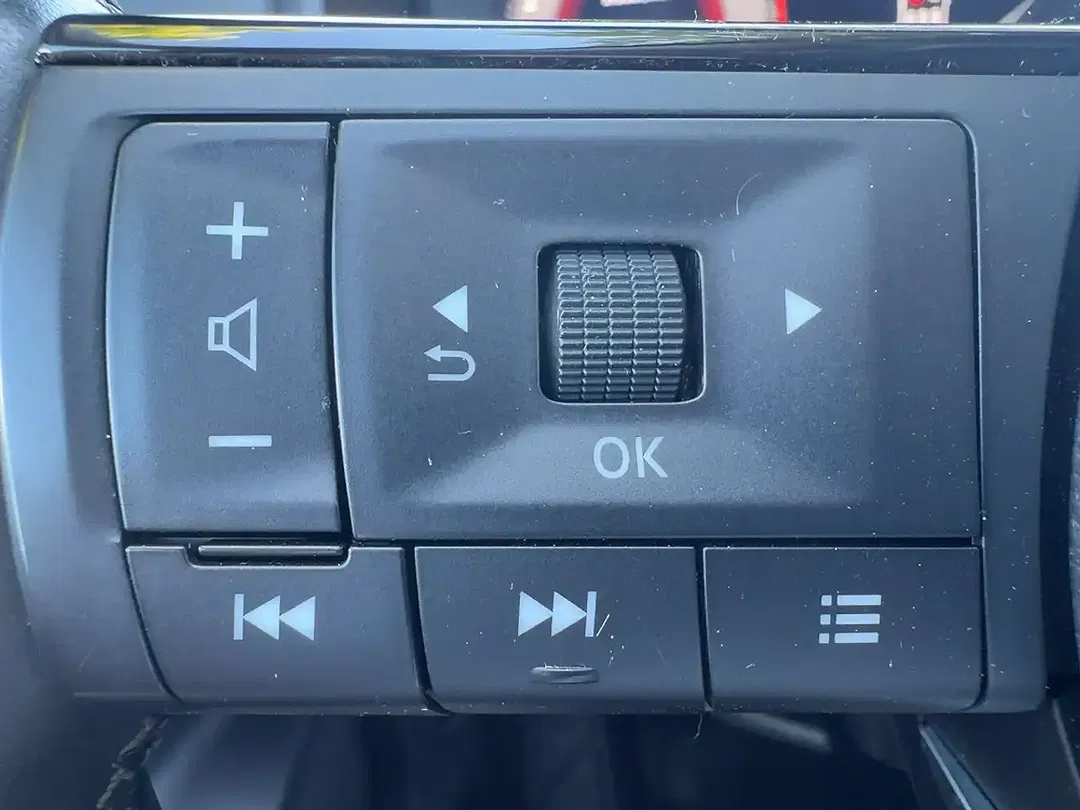 Nissan Qashqai 1.3 N-Connecta - Thumbnail 12