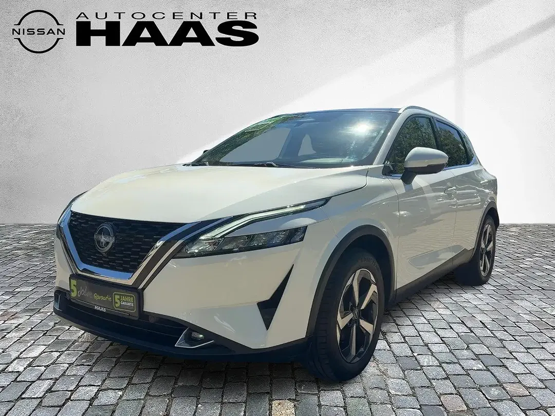 Nissan Qashqai 1.3 N-Connecta - Thumbnail 1