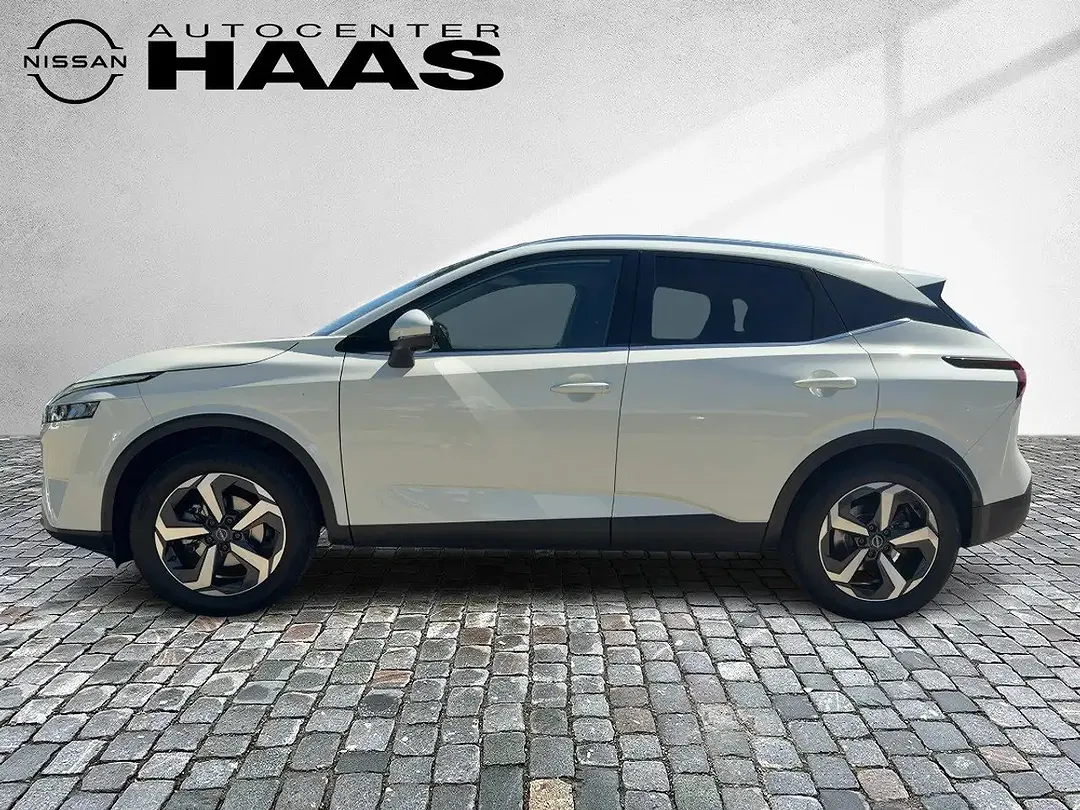 Nissan Qashqai 1.3 N-Connecta - Thumbnail 2