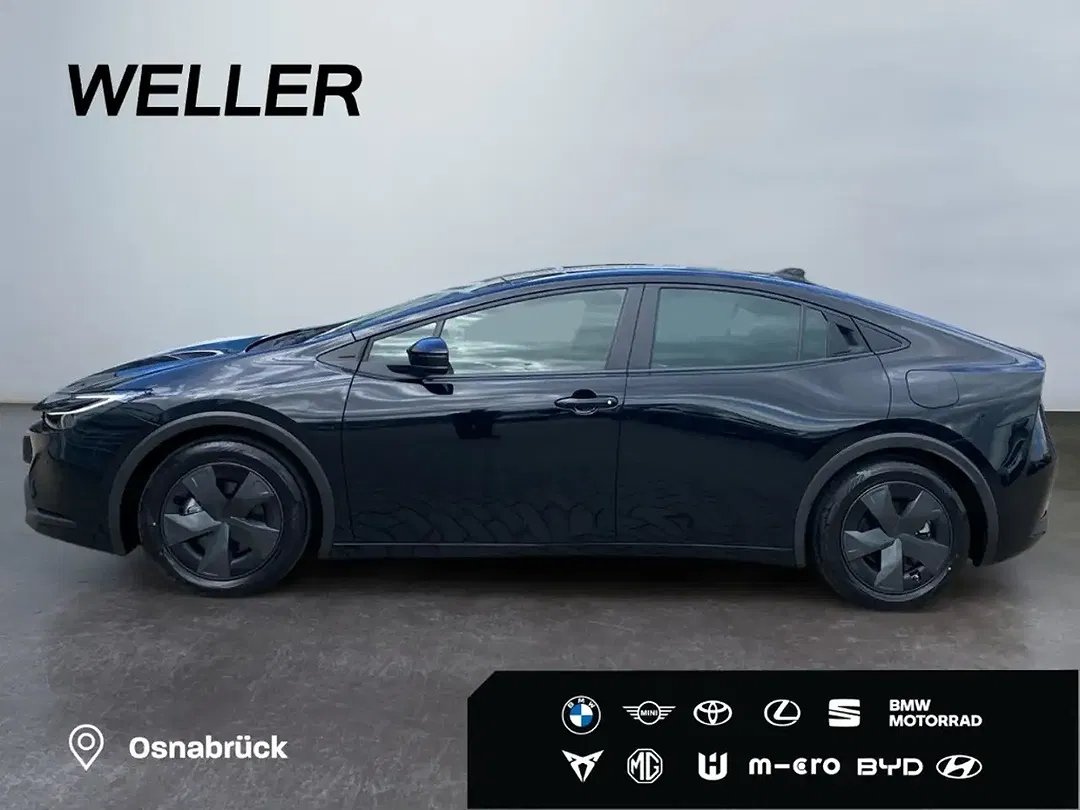Toyota Prius PHEV - Thumbnail 4