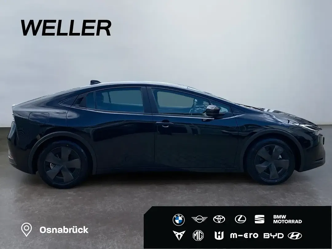 Toyota Prius PHEV - Thumbnail 7