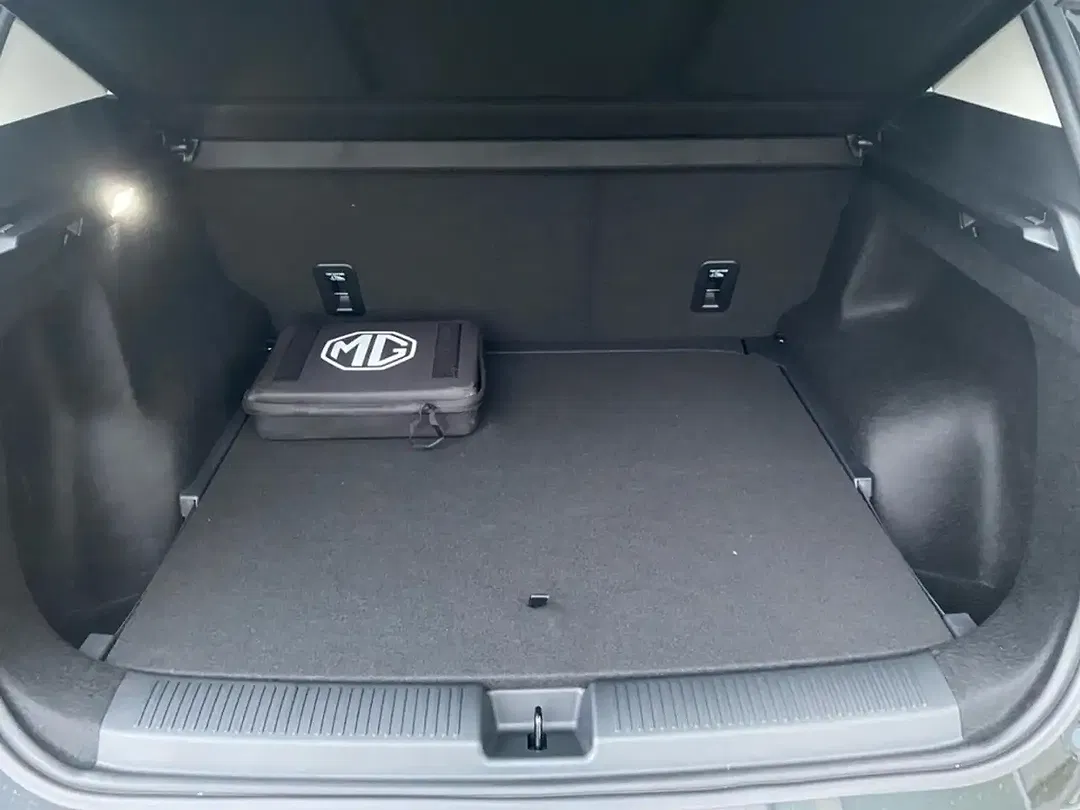 MG MGS5 EV Luxury Long Range - Thumbnail 11