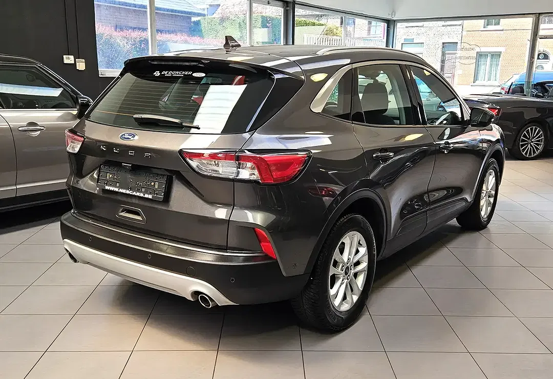 Ford Kuga 1.5 TDCi Titanium - Thumbnail 4