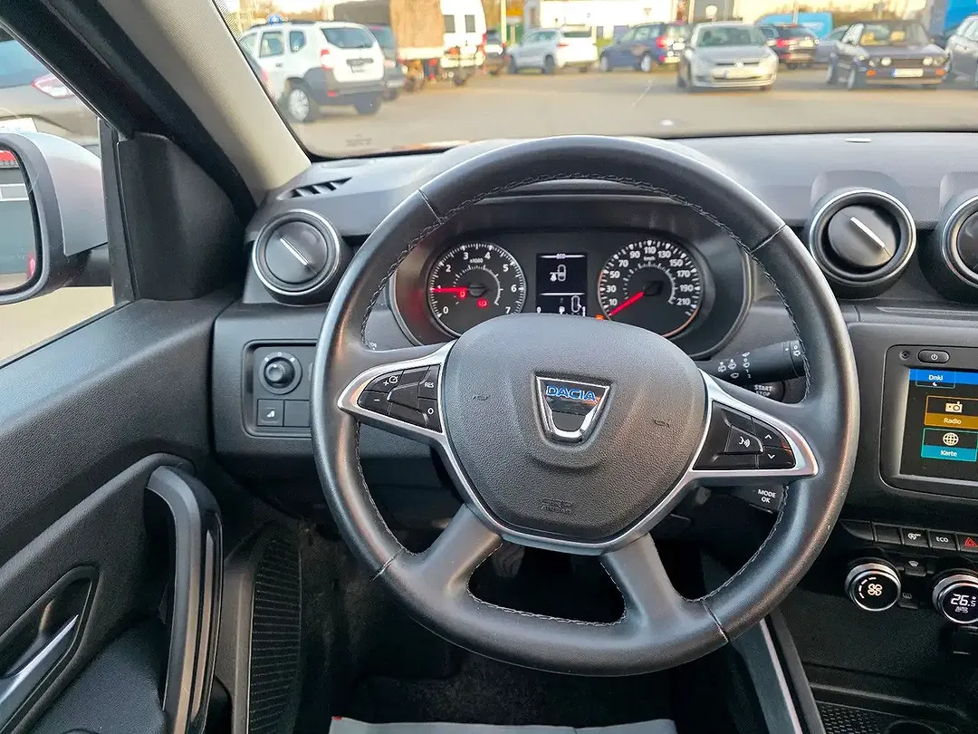 Dacia Duster - Thumbnail 11