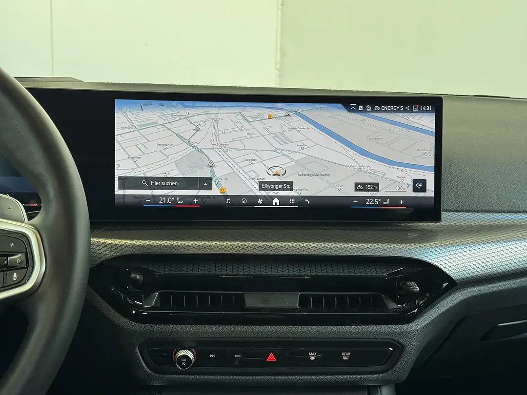 BMW 320 Touring M Sport - Thumbnail 7