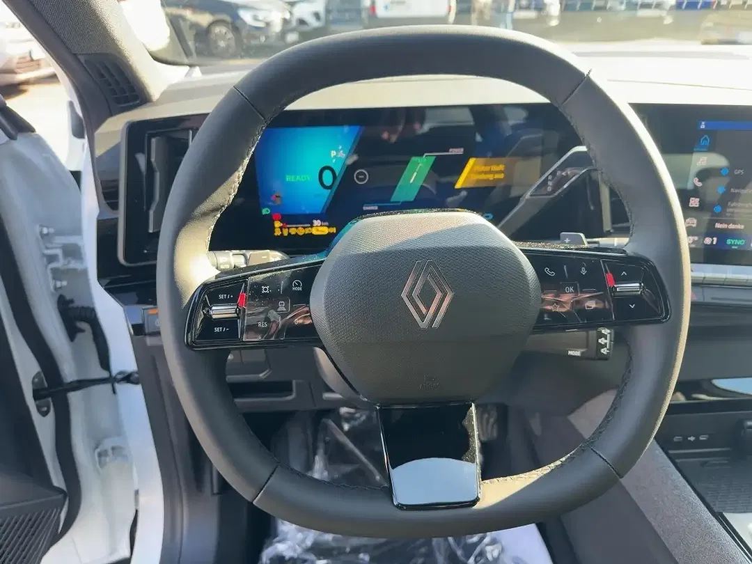 Renault Austral E-Tech Hybrid Evolution - Thumbnail 9