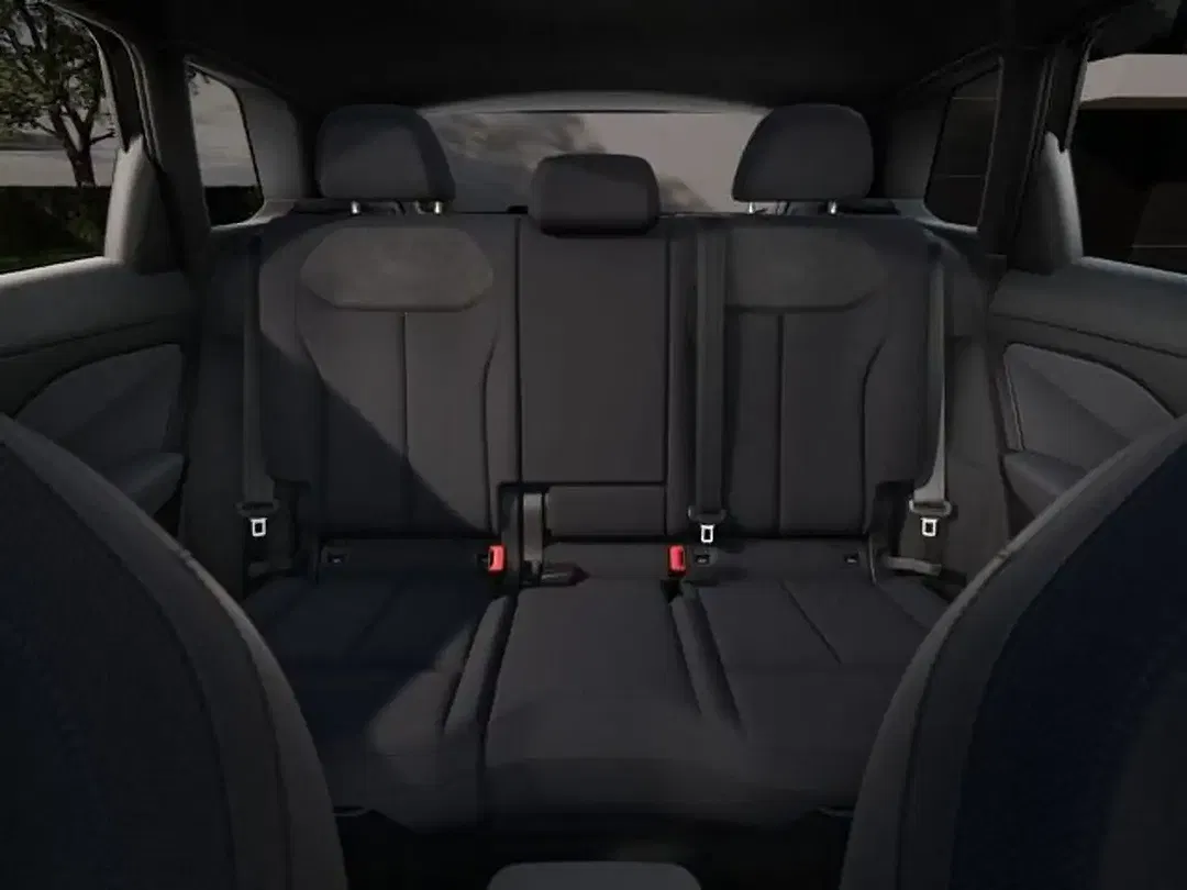 Audi Q3 S tronic - Thumbnail 10