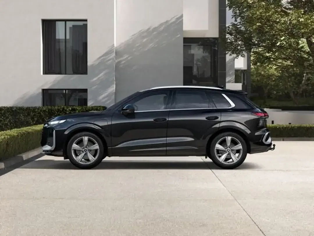Audi Q3 S tronic - Thumbnail 3
