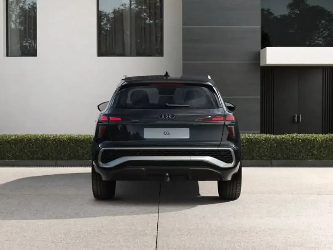 Audi Q3 S tronic - Thumbnail 4