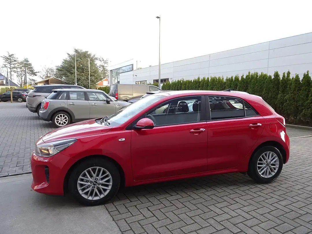Kia Rio 1.2 - foto 2