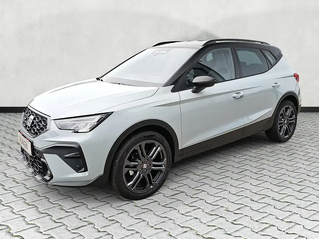 SEAT Arona 1.5 TSI DSG FR - Thumbnail 3
