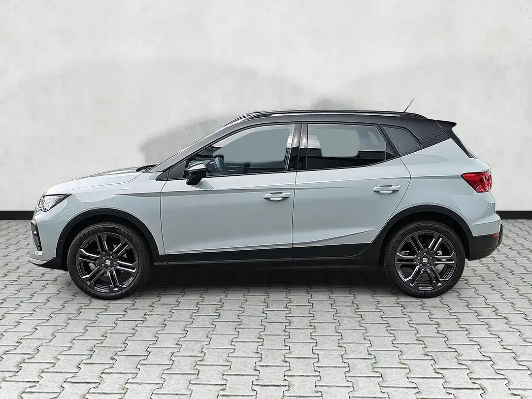 SEAT Arona 1.5 TSI DSG FR - Thumbnail 4