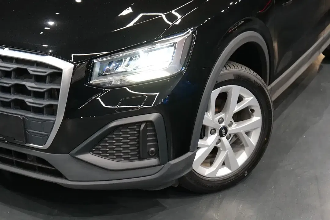 Audi Q2 35 TFSI AUT - foto 2
