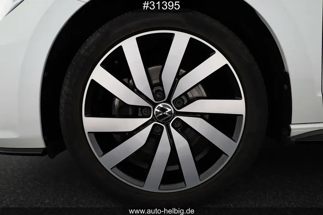 Volkswagen Touran 1.5 TSI Highline R-Line - foto 14