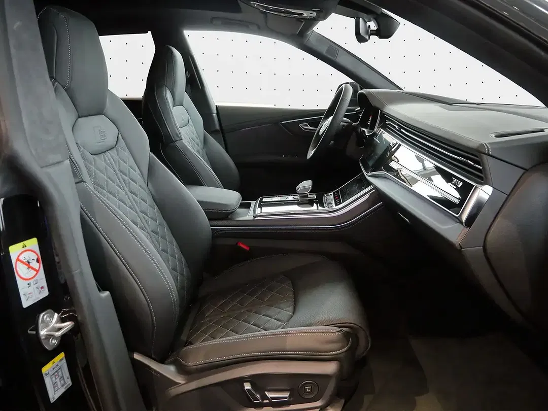 Audi SQ8 TFSI - foto 2