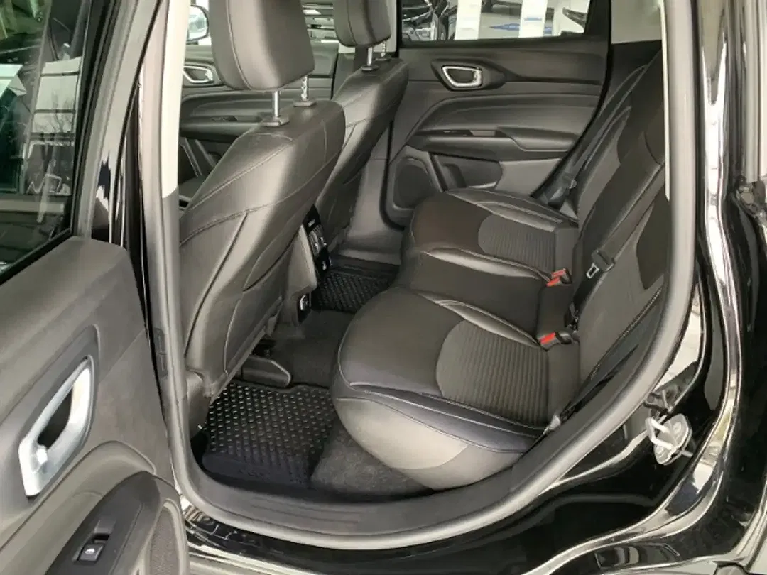 Jeep Compass MHEV Limited - Thumbnail 9