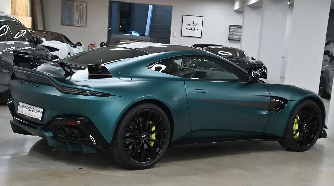 Aston Martin Vantage V8 F1 Edition Coupe - Thumbnail 3