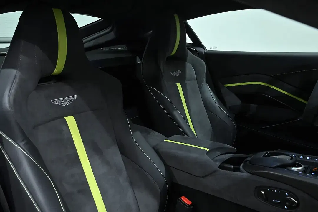 Aston Martin Vantage V8 F1 Edition Coupe - Thumbnail 9