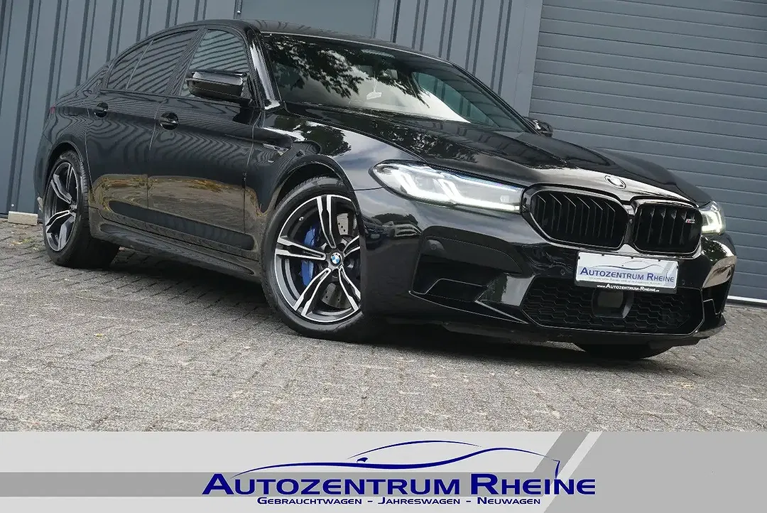 BMW M5 - foto 1