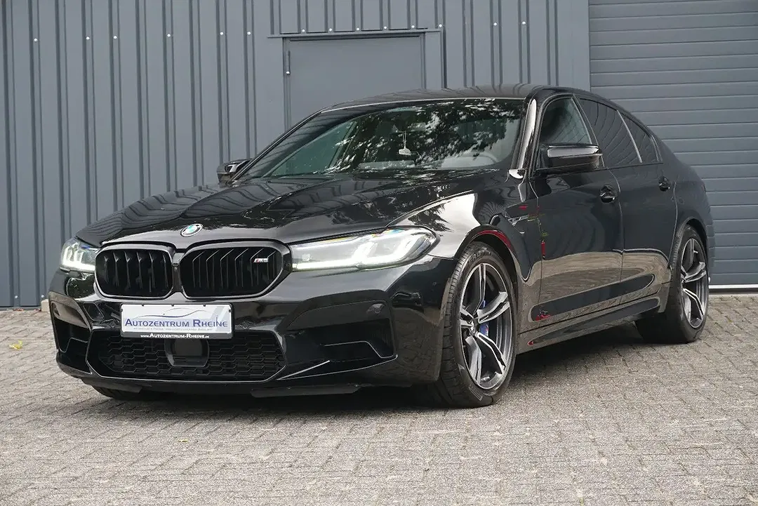 BMW M5 - foto 2