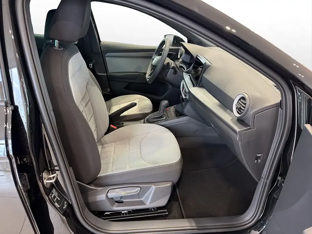 SEAT Ibiza 1.0 TSI DSG FR - Thumbnail 3