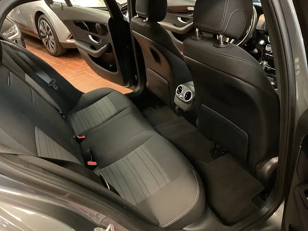 Mercedes-Benz C 200 - Thumbnail 14