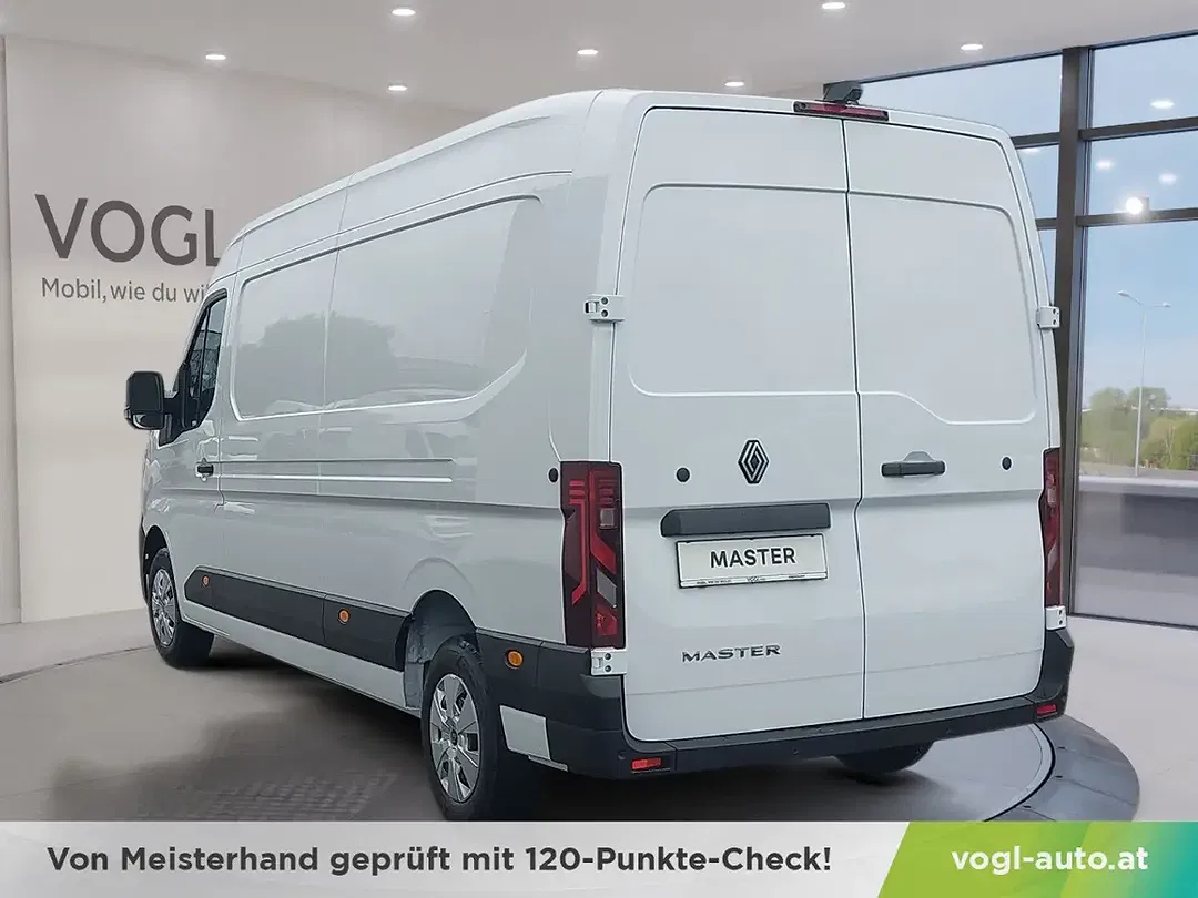 Renault Master - Thumbnail 3