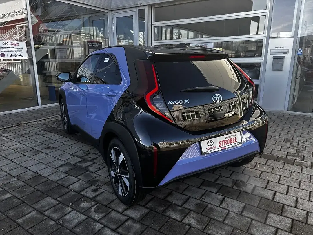 Toyota Aygo X 1.5 Hybrid Teamplayer - Thumbnail 4