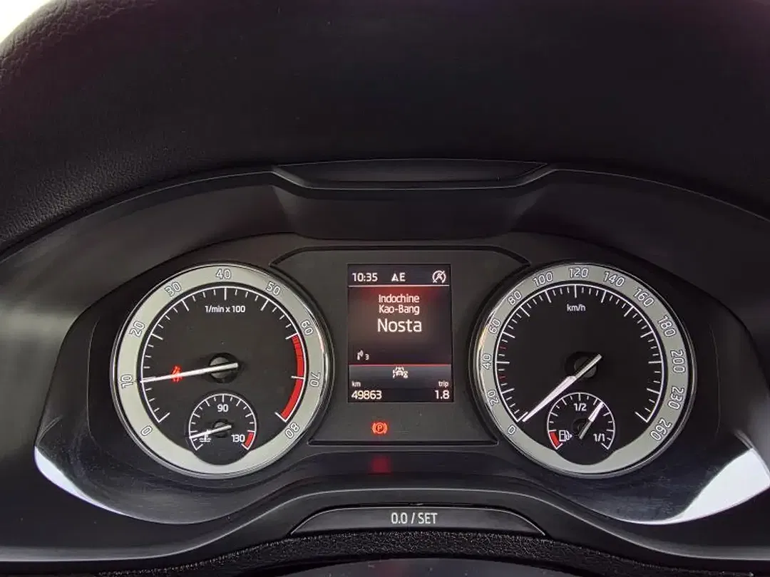 Skoda Karoq 1.0 TSI Ambition - Thumbnail 12