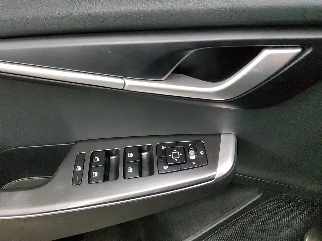 Kia EV6 4WD - Thumbnail 11