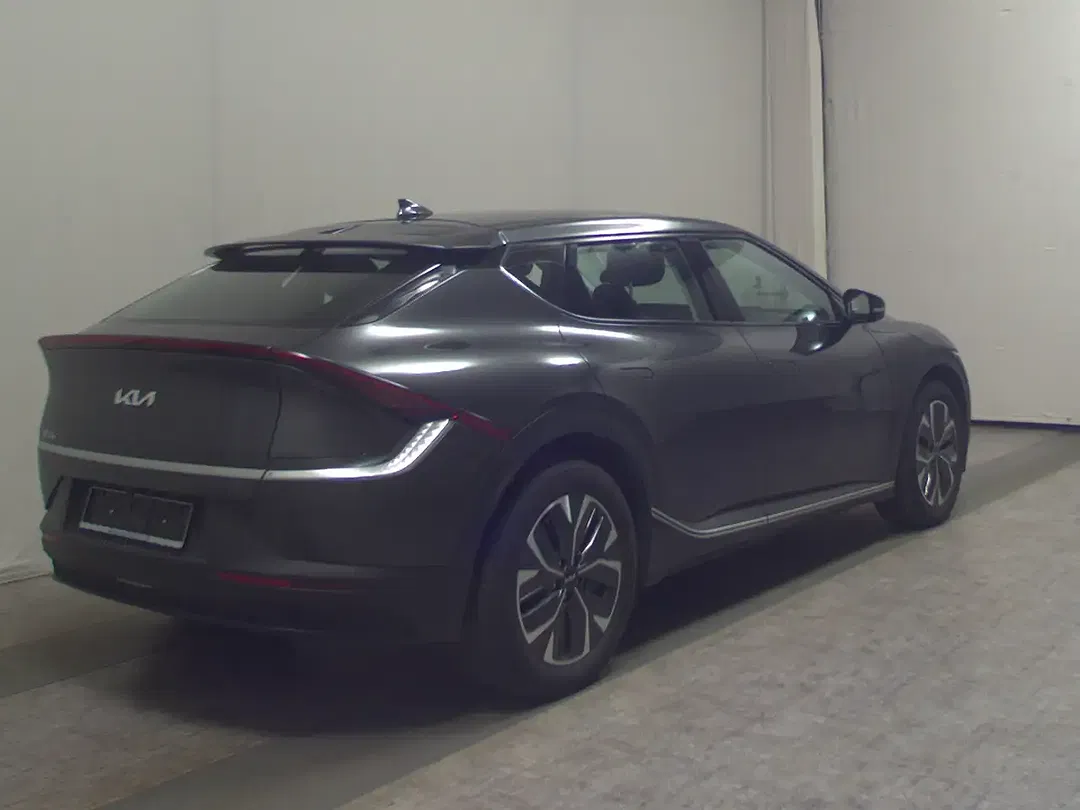 Kia EV6 4WD - Thumbnail 5