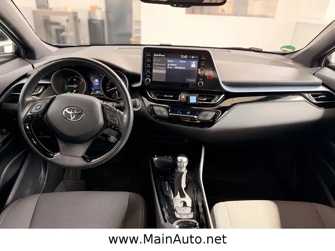 Toyota C-HR Hybrid Team Deutschland - Thumbnail 11