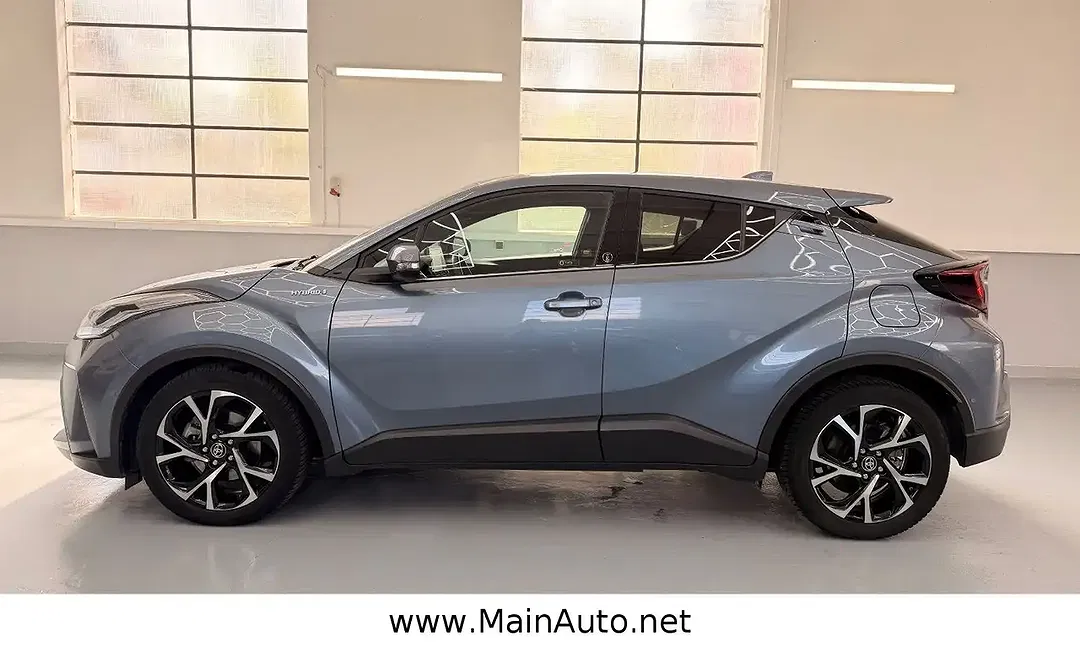 Toyota C-HR Hybrid Team Deutschland - Thumbnail 3