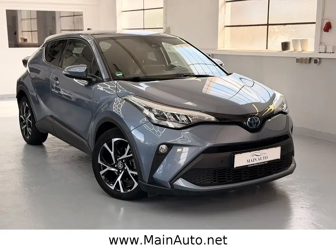 Toyota C-HR Hybrid Team Deutschland - Thumbnail 9