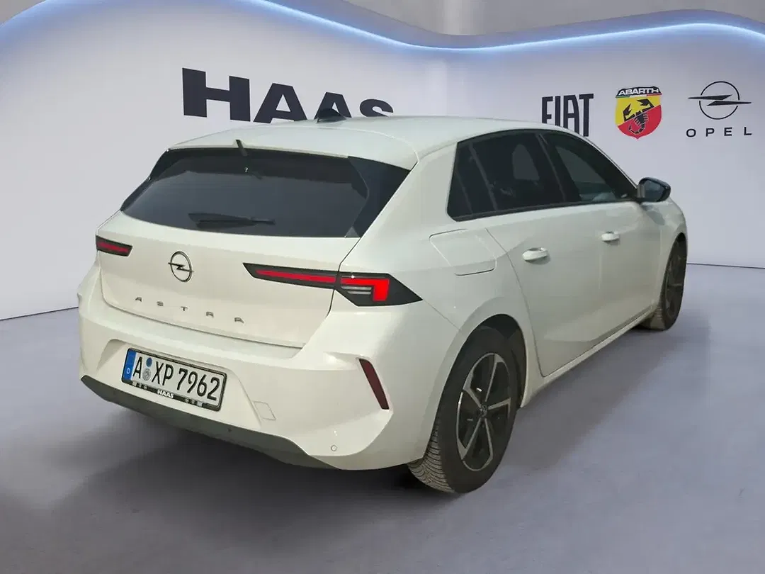 Opel Astra 1.2 Turbo - Thumbnail 5