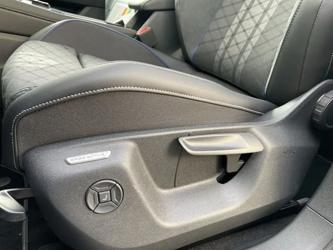 Volkswagen Tayron 2.0 TDI DSG 4Motion R-Line - Thumbnail 9