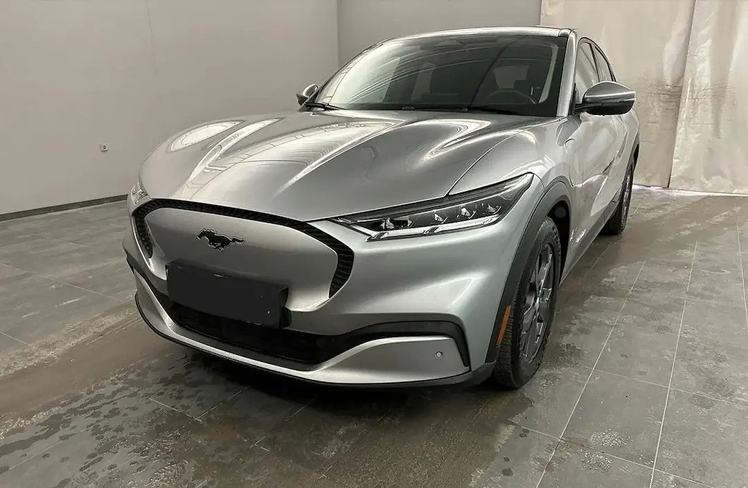 Ford Mustang Mach-E - Afbeelding 1