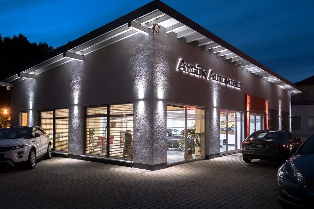 Ford Mustang Mach-E - Thumbnail 12