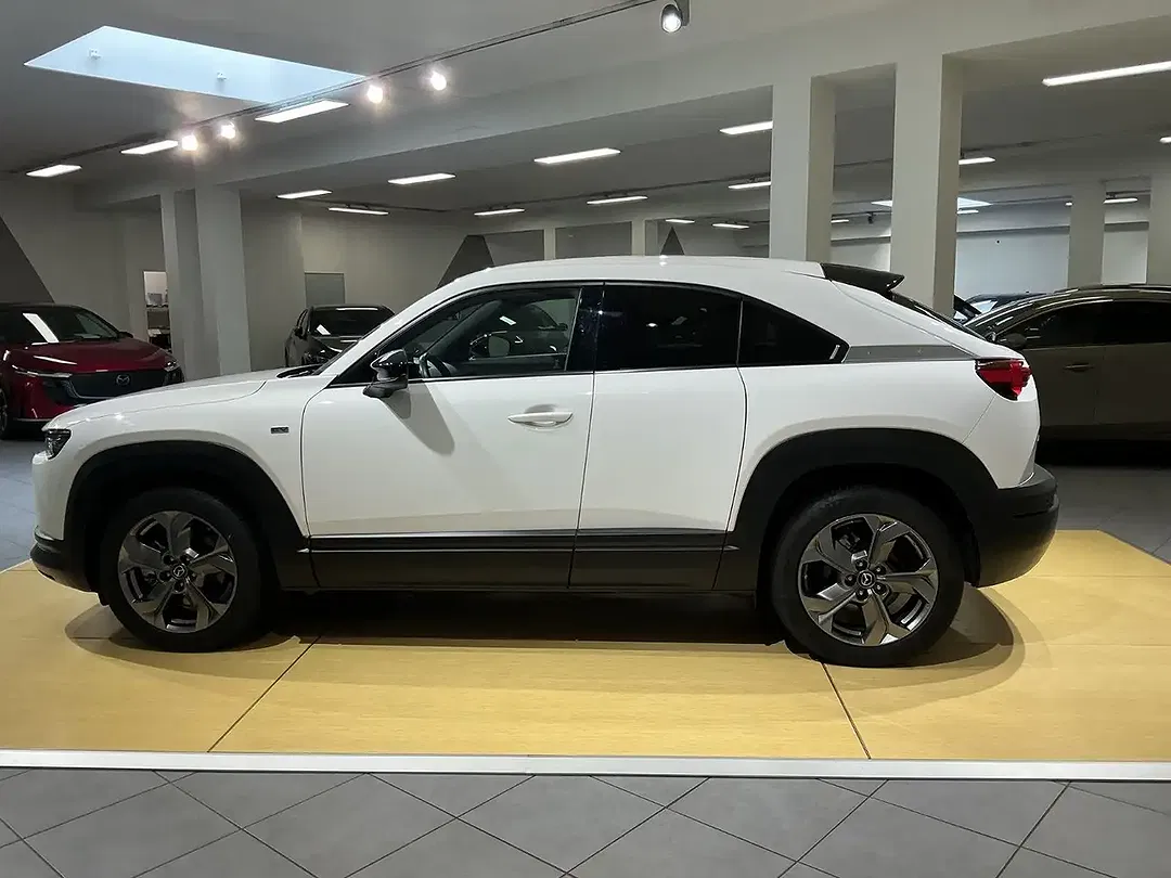 Mazda MX-30 Advantage - Thumbnail 8