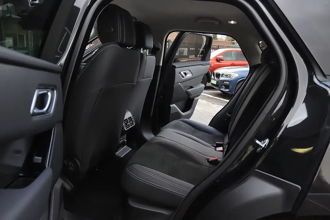 Land Rover Range Rover Velar P250 2.0 Td4 - Thumbnail 8