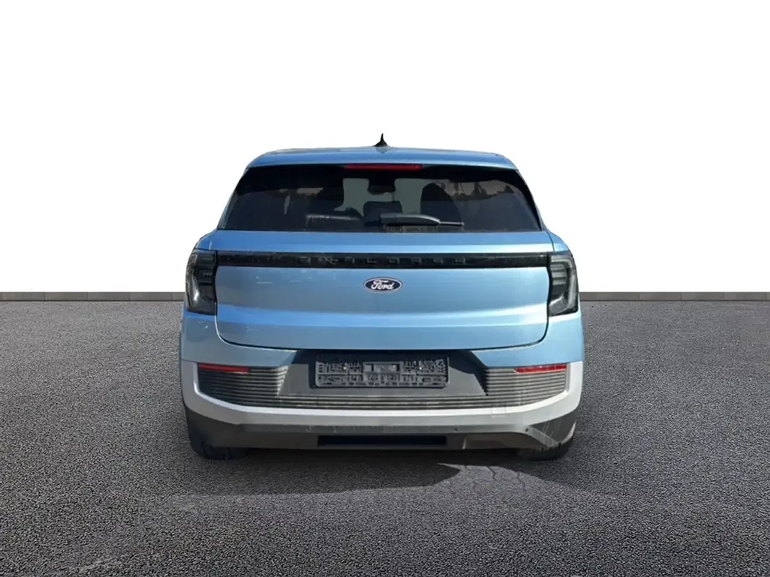 Ford Explorer - Thumbnail 5