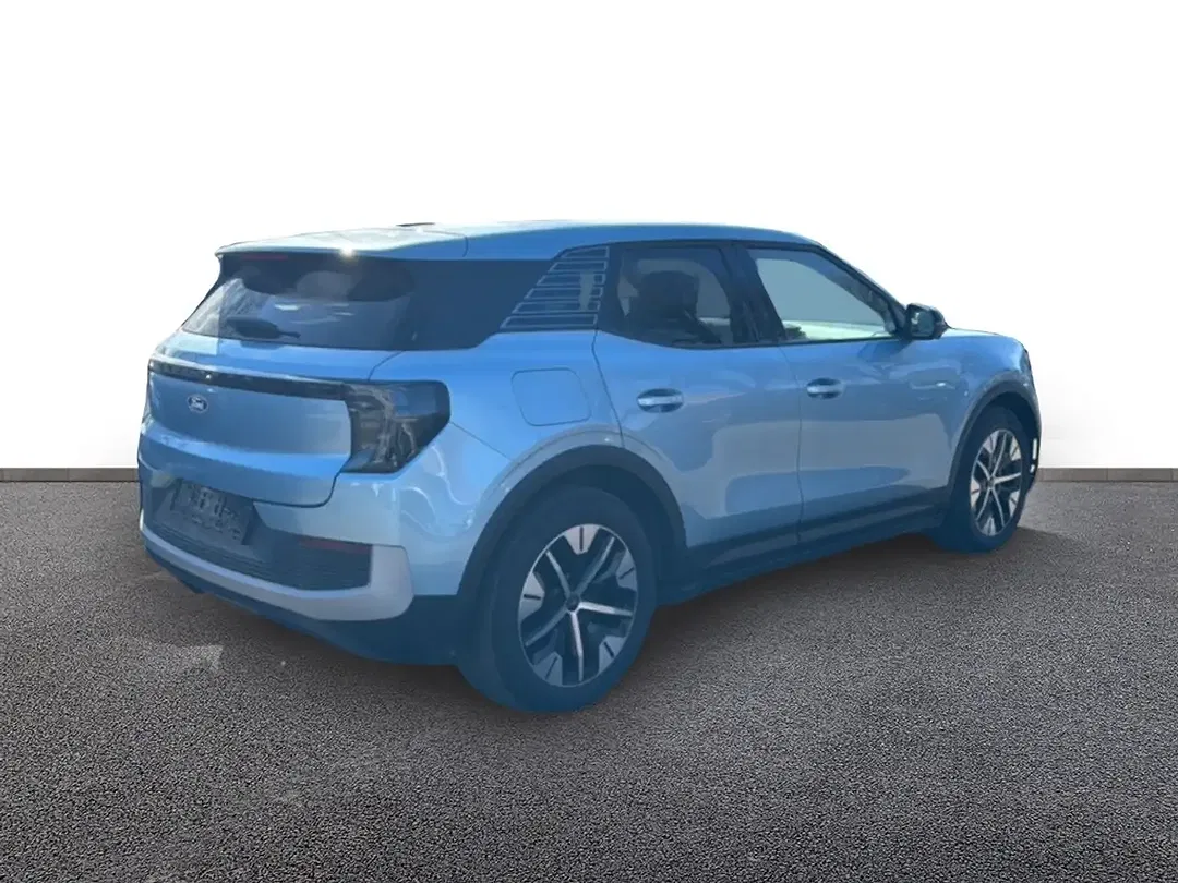 Ford Explorer - Thumbnail 7