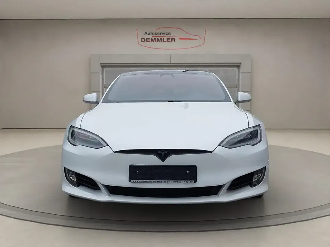 Tesla Model S Long Range - foto 2