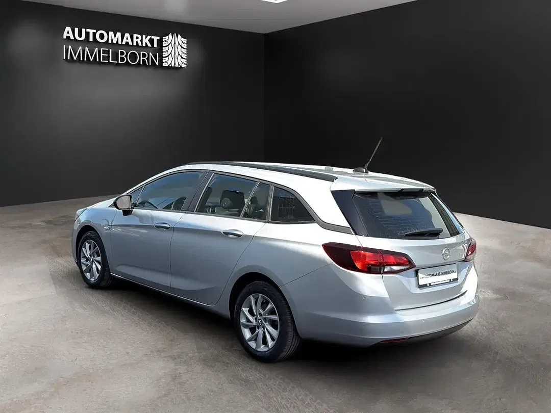 Opel Astra - Thumbnail 5