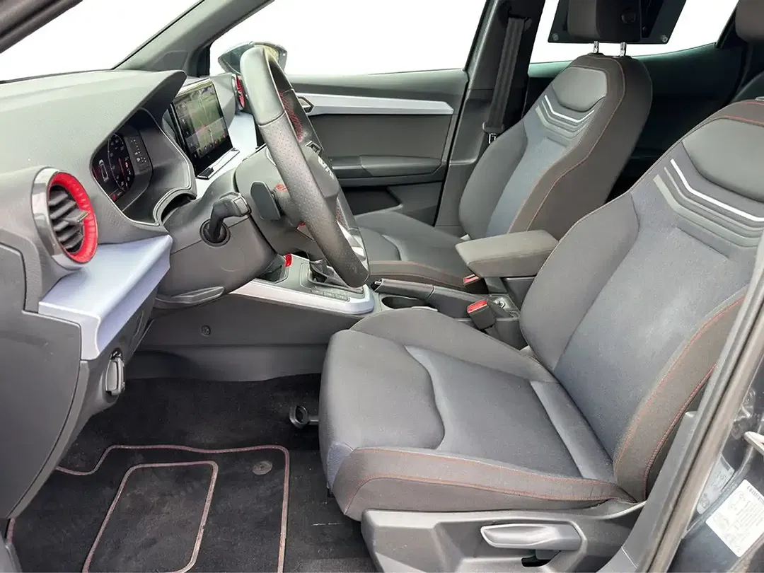 SEAT Arona 1.5 TSI DSG FR - Thumbnail 11