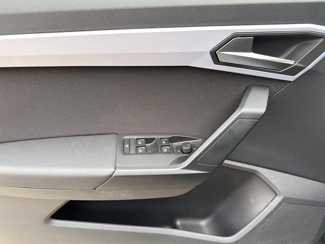 SEAT Arona 1.5 TSI DSG FR - Thumbnail 12