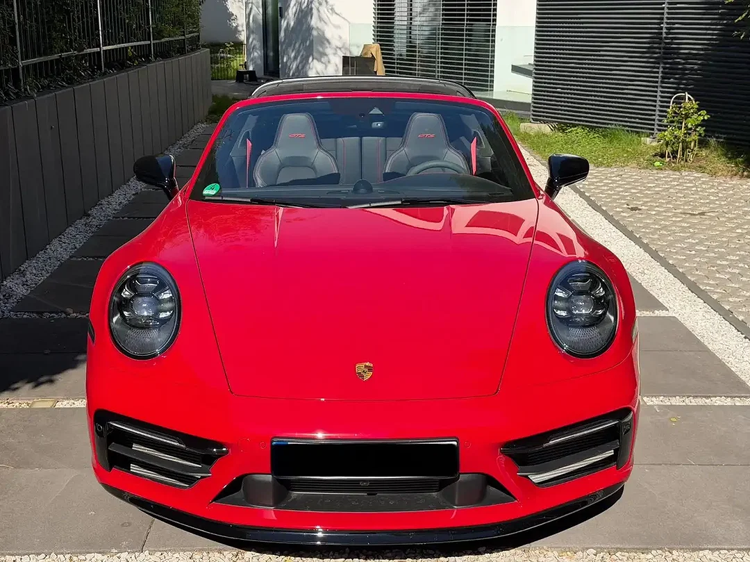 Porsche 992 Targa 4 GTS - Afbeelding 1