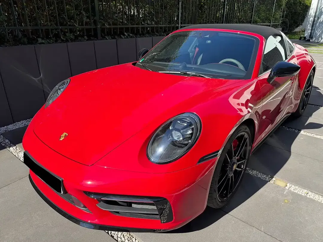 Porsche 992 Targa 4 GTS - Thumbnail 10