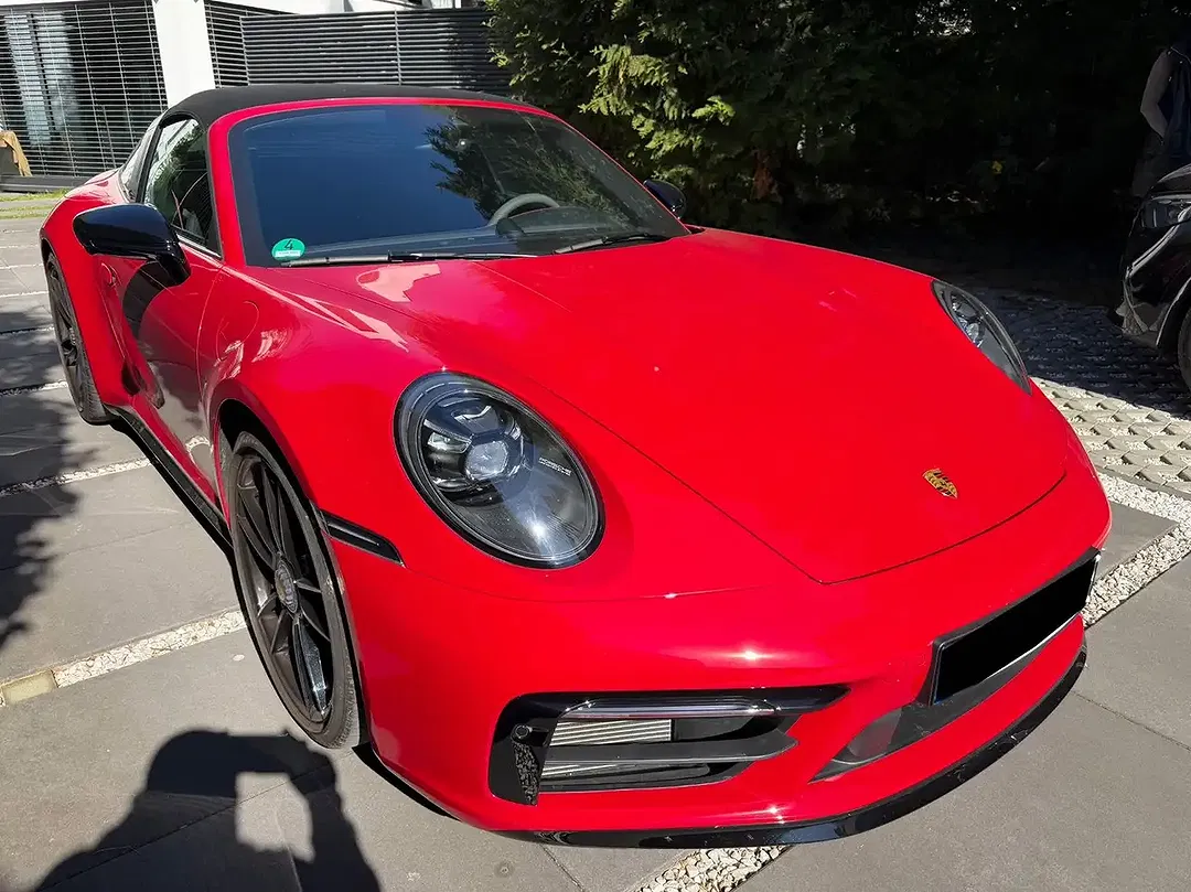 Porsche 992 Targa 4 GTS - Thumbnail 12
